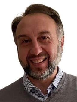 Carlos Celaya