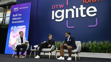 DTW Homepage stage